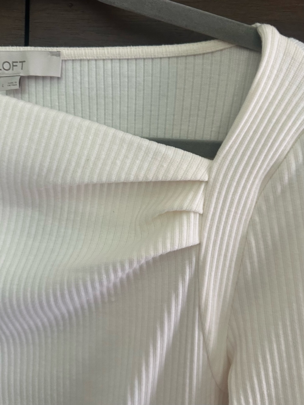 🍁 🆕 LOFT Asymmetric Neckline Top/Tee. Long Sleeve. Whisper White, Size L. NWT - Picture 5 of 11